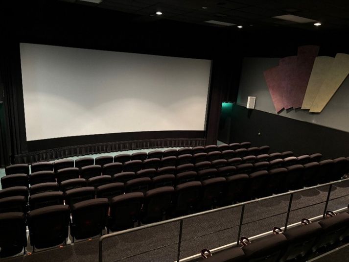 スクリーン11 - ユナイテッド・シネマ キャナルシティ13