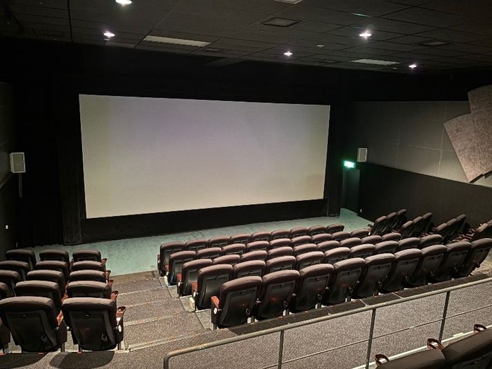 スクリーン4 - ユナイテッド・シネマ キャナルシティ13