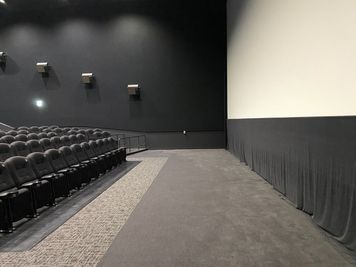 ユナイテッド・シネマ福岡ももち スクリーン10の室内の写真