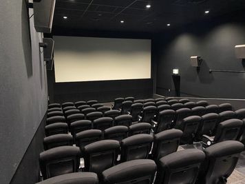 【ユナイテッド・シネマ福岡ももち｜SC6｜80席】映画館が貸切できます！企業イベントから個人利用まで幅広く対応！ - ユナイテッド・シネマ福岡ももち