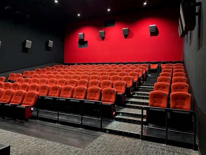 スクリーン9 - ユナイテッド・シネマ福岡ももち