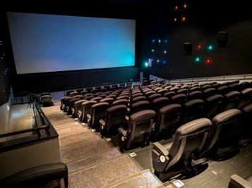 【ローソン・ユナイテッドシネマ 小倉｜SC3｜161席】映画館が貸切できます！企業イベントから個人利用まで幅広く対応！ - ローソン・ユナイテッドシネマ 小倉