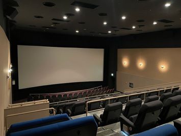 【ユナイテッド・シネマなかま16｜SC10｜142席】映画館が貸切できます！企業イベントから個人利用まで幅広く対応！ - ユナイテッド・シネマなかま16