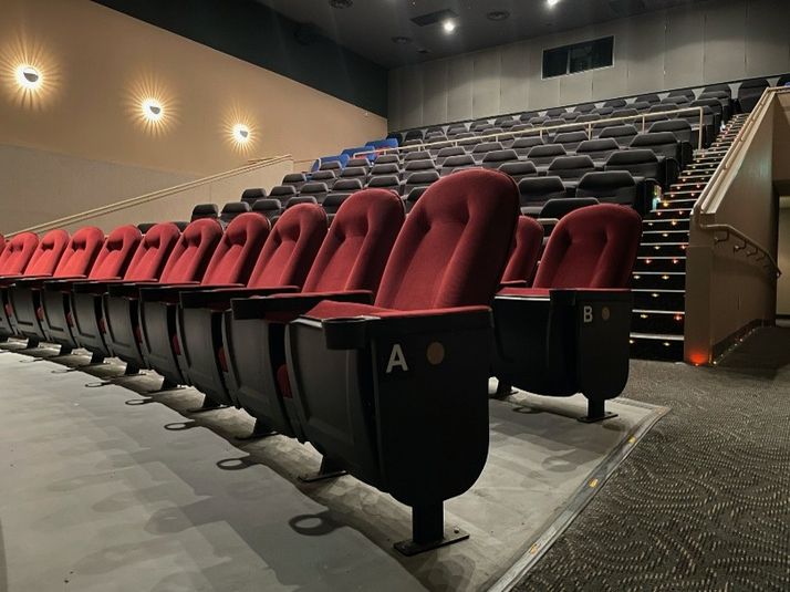 スクリーン10 - ユナイテッド・シネマなかま16