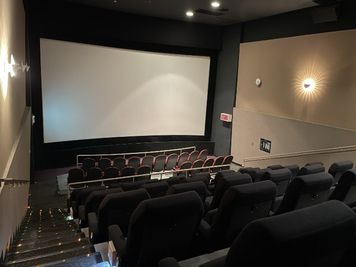 【ユナイテッド・シネマなかま16｜SC3｜75席】映画館が貸切できます！企業イベントから個人利用まで幅広く対応！ - ユナイテッド・シネマなかま16