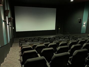 【ユナイテッド・シネマ トリアス久山｜SC1｜93席】映画館が貸切できます！企業イベントから個人利用まで幅広く対応！ - ユナイテッド・シネマ トリアス久山