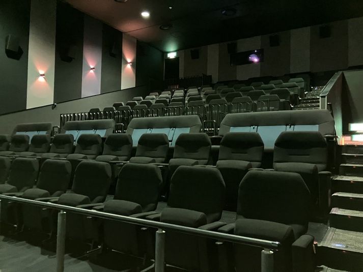 スクリーン2 - ユナイテッド・シネマ トリアス久山