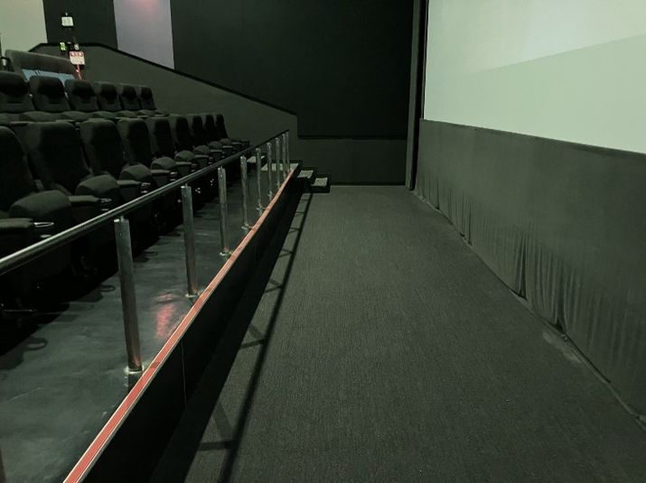 スクリーン2 - ユナイテッド・シネマ トリアス久山