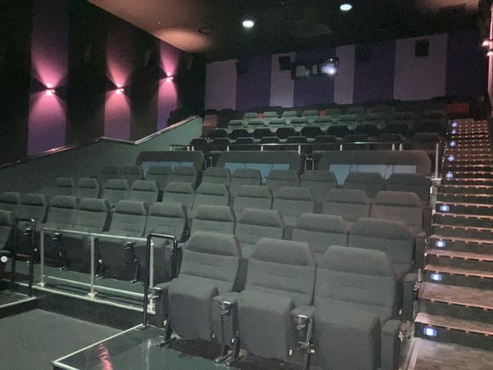 スクリーン6 - ユナイテッド・シネマ トリアス久山