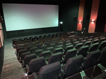 【ユナイテッド・シネマ トリアス久山｜SC9｜128席】映画館が貸切できます！企業イベントから個人利用まで幅広く対応！ - ユナイテッド・シネマ トリアス久山