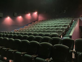 ローソン・ユナイテッドシネマ 長崎 スクリーン7の室内の写真