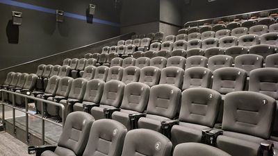 ローソン・ユナイテッドシネマ PARCO CITY 浦添 スクリーン8の室内の写真
