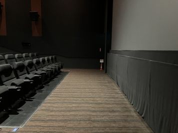 ユナイテッド・シネマ新潟 スクリーン10の室内の写真