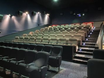 ユナイテッド・シネマ新潟 スクリーン5の室内の写真