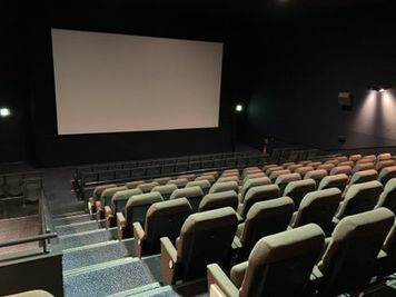【ユナイテッド・シネマ新潟｜SC6｜147席】映画館が貸切できます！企業イベントから個人利用まで幅広く対応！ - ユナイテッド・シネマ新潟