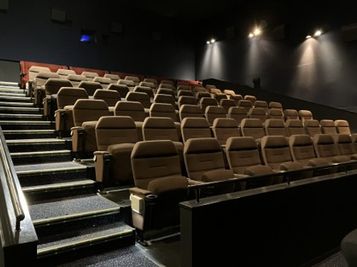 ユナイテッド・シネマ新潟 スクリーン8の室内の写真