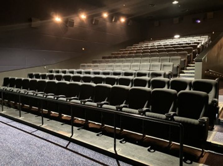 スクリーン8 - ユナイテッド・シネマ稲沢