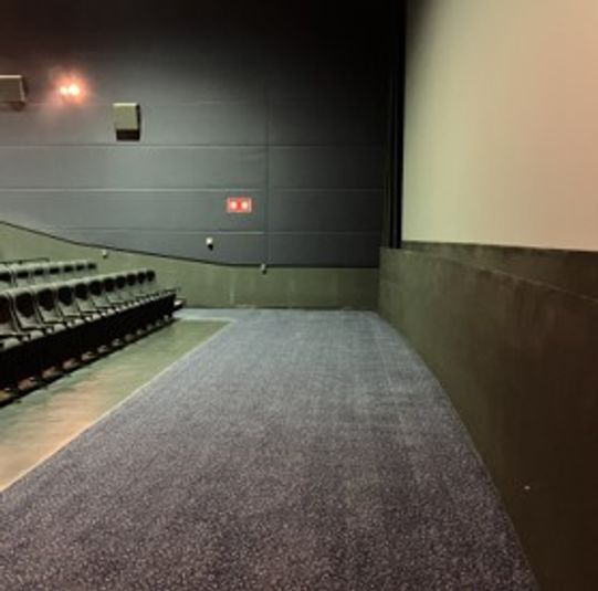 スクリーン9 - ユナイテッド・シネマ稲沢