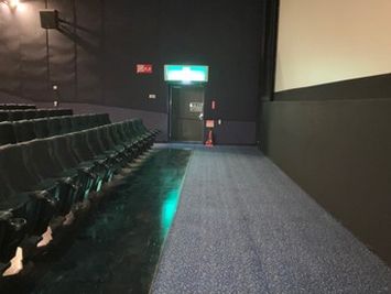 ユナイテッド・シネマ阿久比 スクリーン8の室内の写真