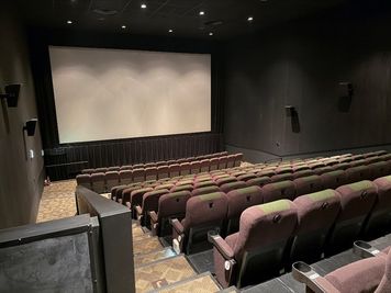 【ローソン・ユナイテッドシネマ岡崎｜SC1｜174席】映画館が貸切できます！企業イベントから個人利用まで幅広く対応！ - ローソン・ユナイテッドシネマ岡崎