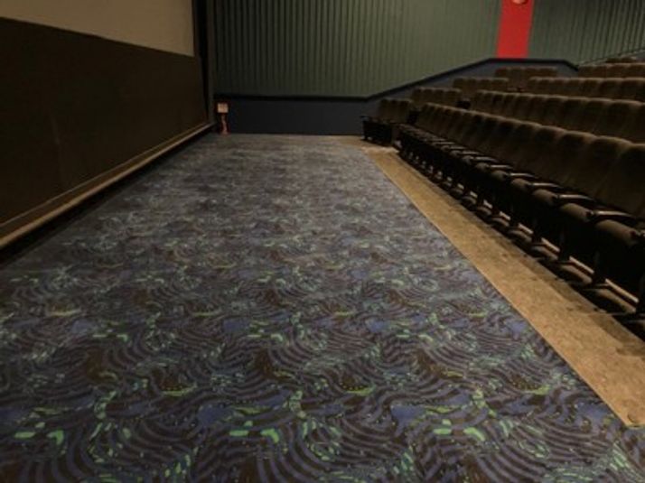 スクリーン1 - ユナイテッド・シネマ橿原