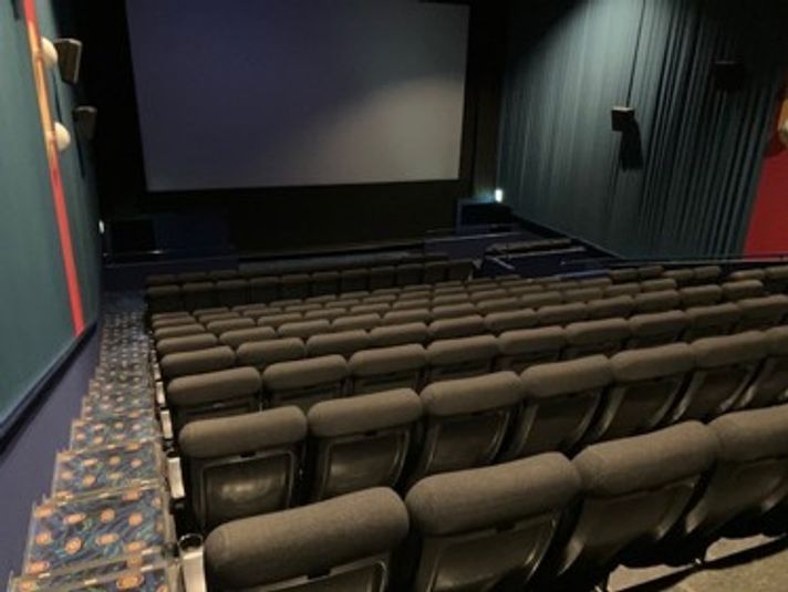 スクリーン4 - ユナイテッド・シネマ橿原