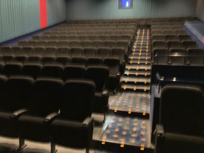 スクリーン6 - ユナイテッド・シネマ橿原