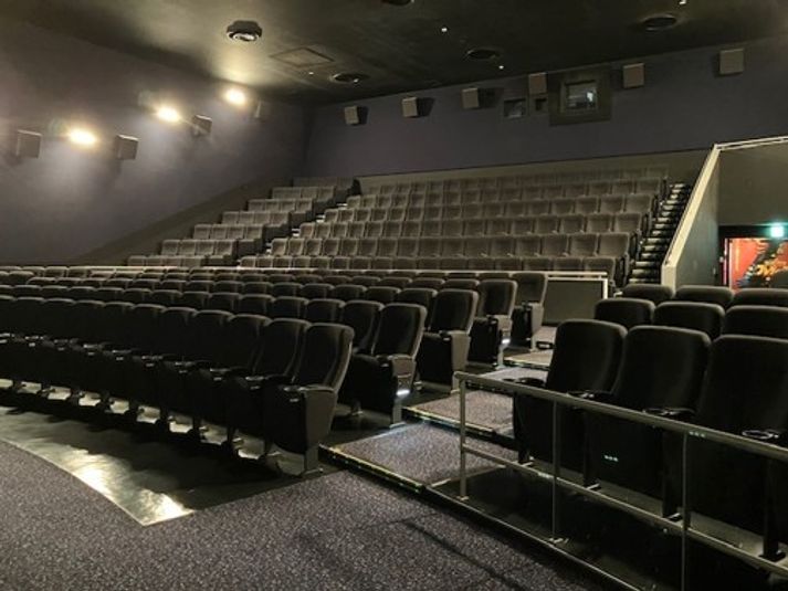 スクリーン2 - ユナイテッド・シネマ岸和田