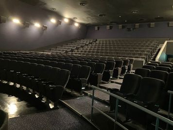 ユナイテッド・シネマ岸和田 スクリーン4の室内の写真