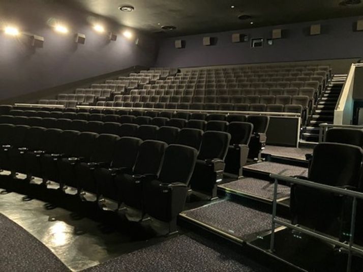 スクリーン5 - ユナイテッド・シネマ岸和田