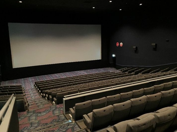 スクリーン1 - ユナイテッド・シネマ金沢