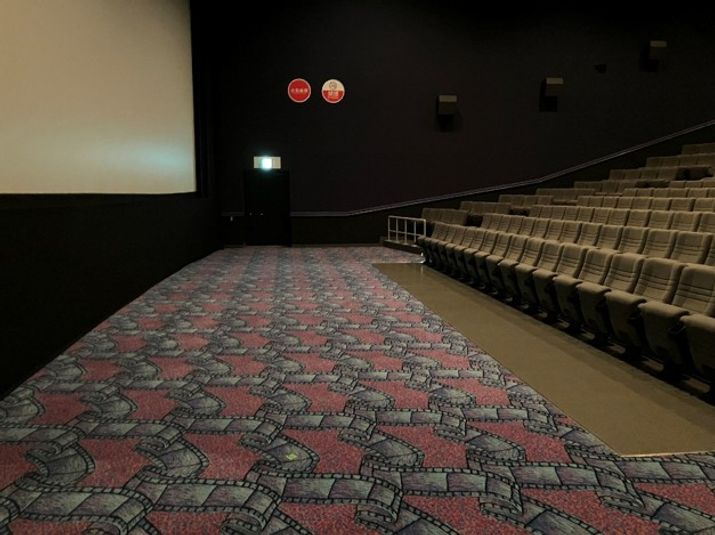 スクリーン1 - ユナイテッド・シネマ金沢