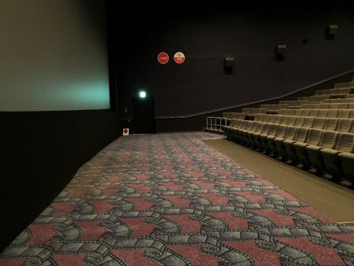 スクリーン9 - ユナイテッド・シネマ金沢