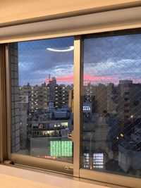 【Party渋谷】 女子会｜ライブ余韻｜映画鑑賞｜始発待ち[88]Party渋谷の室内の写真