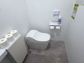 FEEEP 白楽店 FEEEP 白楽店｜定員1名完全個室｜部屋番号5(PS)の室内の写真