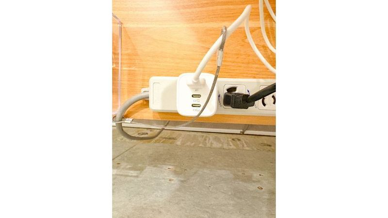 FEEEP 白楽店｜定員1名カウンター席｜席番号2(C) - FEEEP 白楽店