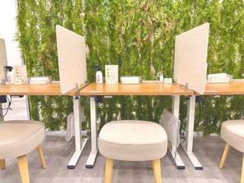 FEEEP 白楽店 FEEEP 白楽店｜定員1名カウンター席｜席番号3(C)の室内の写真