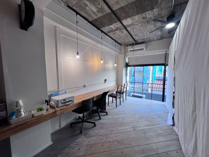 エーオフィス白良浜　白良浜すぐのコワーキングスペースです。 - AZAMI白浜ビル