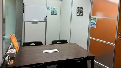 ホワイトボード完備 - 秋葉原ライズオフィス会議室の設備の写真