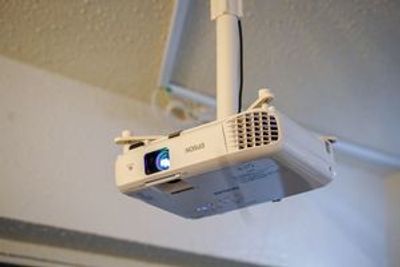 カリクラシ 西田ビル４F 広いベランダの多目的スペース！【西田ビル４F】の設備の写真