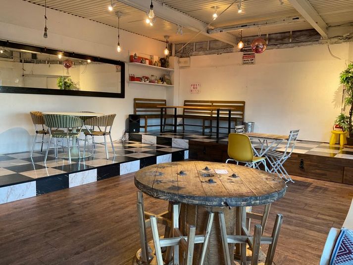 BARカウンターとフリースペースまるまる貸し切り - URBAN PORT SQUARE