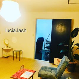 Lucia  多目的スペースの室内の写真