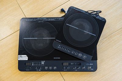 卓上IHヒーターも完備！
近くのスーパーで材料を買ってくるだけで鍋パが可能🍽️ - 【Party新宿御苑】 打ち上げ🎈ボドゲ会｜カドゲ会｜大きな机有り[87]の設備の写真