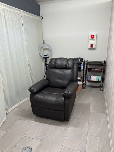 【柏】 Fi-Neレンタルサロン 【柏駅徒歩7分】アイラッシュサロン併設の完全個室サロンの室内の写真