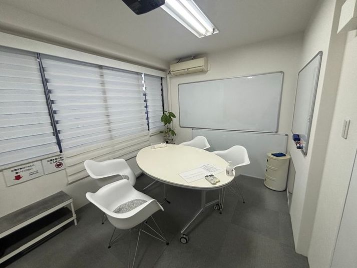 GT7ハンコンレーシング体験ルーム - 新大宮相談ルーム