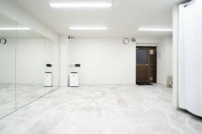 白を基調としたナチュラルな空間のStudio-Bio室内の写真 - レンタルスタジオBio Studio-Bioの室内の写真