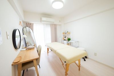 部屋全体 - レンタルサロンtreat三鷹店 完全個室プライベートサロンの室内の写真