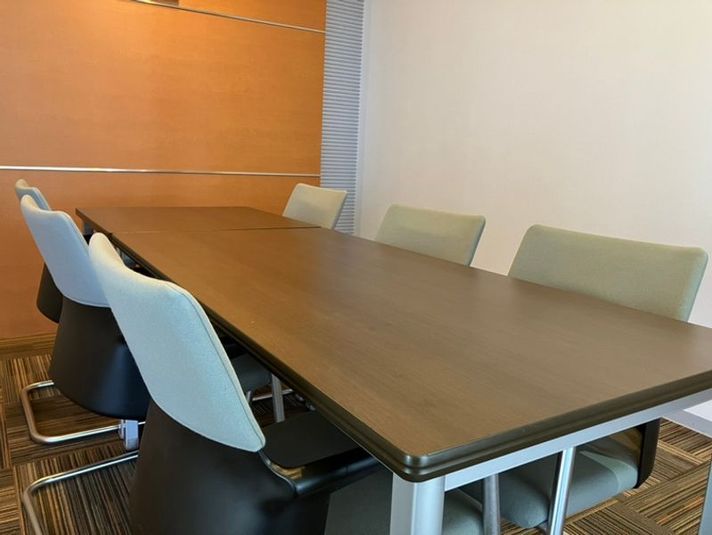 【個室】Gスクエア五福店・商談スペース - トヨタモビリティ富山 ＜Gスクエア五福＞