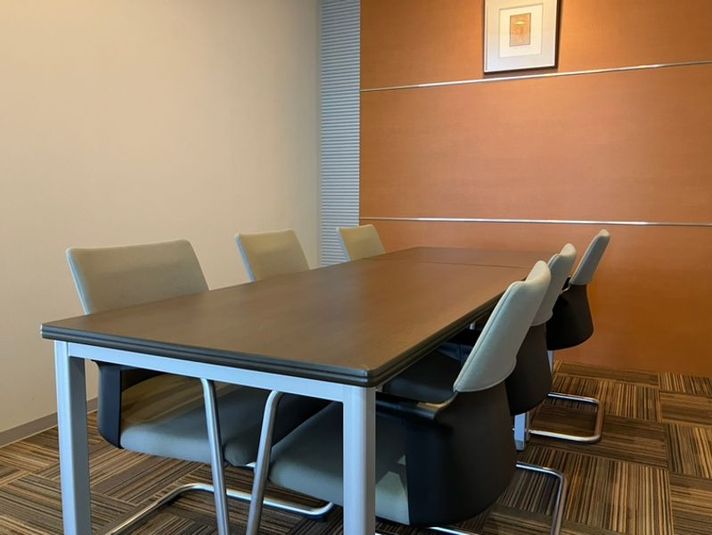 【個室】Gスクエア五福店・商談スペース - トヨタモビリティ富山 ＜Gスクエア五福＞