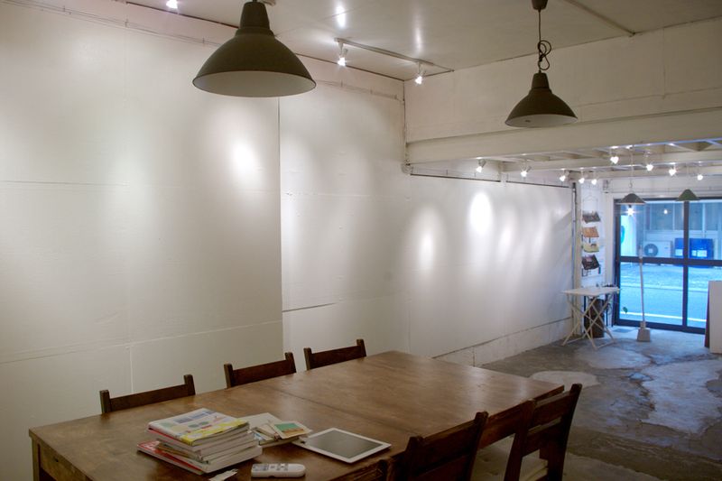 1階スペース - 写真企画室ホトリ